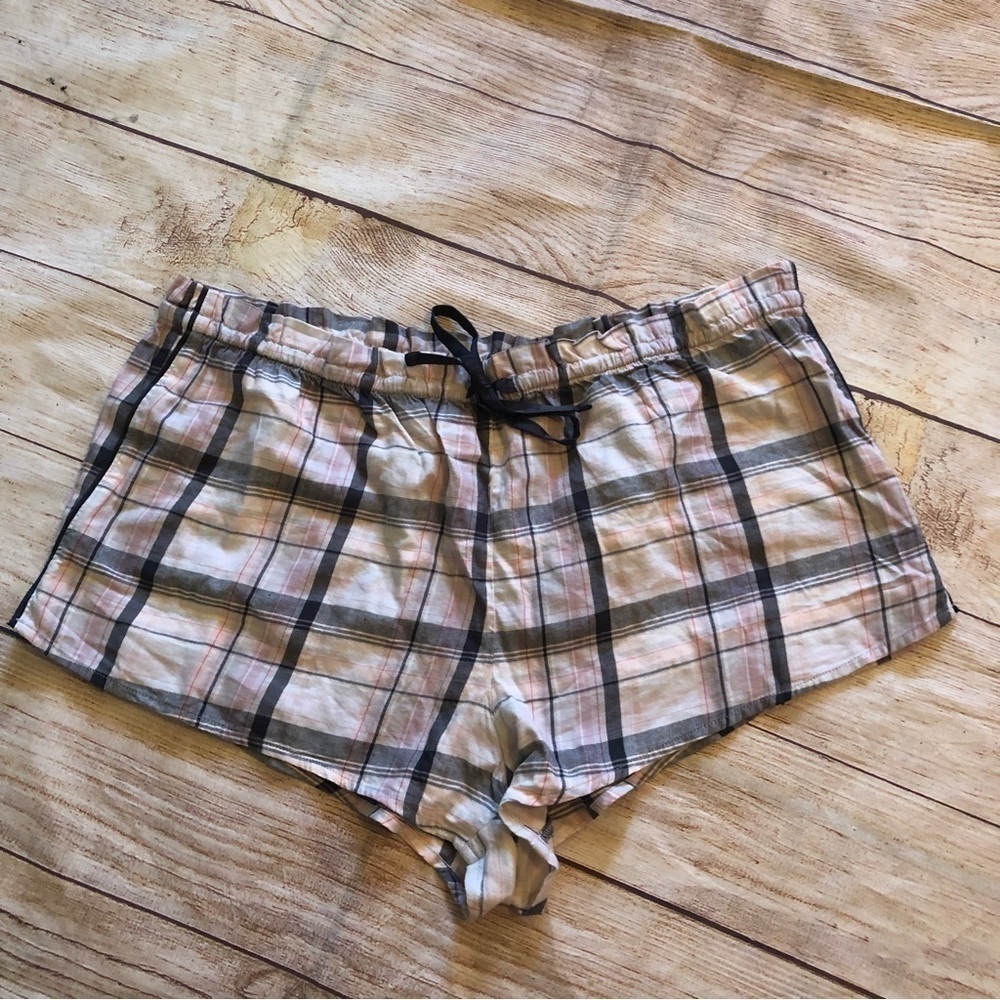 NWOT VS PJ shorts‎